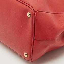 مملوكة مسبقًا Prada Double Zip Large Red Saffiano Leather Tote