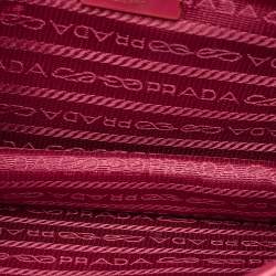 Pre Owned حقيبة كتف برادا جلد عجل ناعم مطرزة وردي بقفل دياغرام