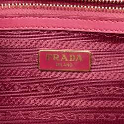 Pre Owned حقيبة كتف برادا جلد عجل ناعم مطرزة وردي بقفل دياغرام