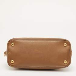 Pre Owned حقيبة برادا ساتشل جلد سافينو بني صغيرة برومايناد