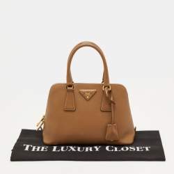 Pre Owned حقيبة برادا ساتشل جلد سافينو بني صغيرة برومايناد