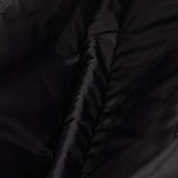 Pre Owned حقيبة كلتش برادا متعددة الوظائف إليزابيث ديلر نايلون أسود نايلون معاد