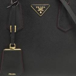 مملوكة مسبقًا حقيبة يد برادا يد مزدوجة جلد كوير سافيانو سوداء صغيرة