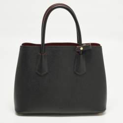 مملوكة مسبقًا حقيبة يد برادا يد مزدوجة جلد كوير سافيانو سوداء صغيرة