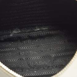 Pre Owned Prada Re-Edition 2005 Off White Saffiano Lux Leather Shoulder Bag