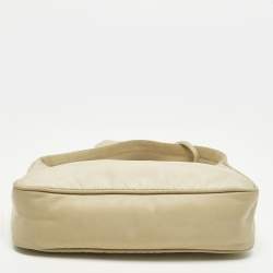Pre Owned Prada Re-Edition 2000 Cream Nylon Shoulder Bag