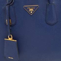 مملوكة مسبقًا حقيبة يد توتس برادا جلد سافيانو كوير صغير ذو مقبض مزدوج باللون الأزرق الداكن