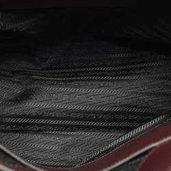 مملوكة مسبقًا Prada Gardener's Medium Burgundy/Black Saffiano Leather Tote
