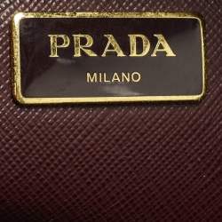 مملوكة مسبقًا Prada Gardener's Medium Burgundy/Black Saffiano Leather Tote