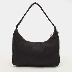 مملوكة مسبقًا Prada Re-Edition 2000 Black Nylon Shoulder Bag