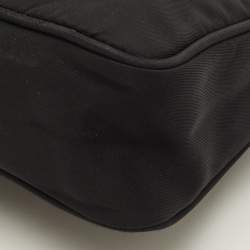مملوكة مسبقًا Prada Re-Edition 2000 Black Nylon Shoulder Bag