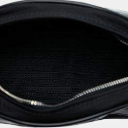 مملوكة مسبقًا حقيبة كروس بودي برادا تيسوتو مزينة بعجل ناعم أسود للبولينغ