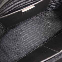 Pre Owned حقيبة يد برادا توتس جلد أسود غاليريا بسحاب مزدوج مرصعة طريقة حمل مزدوجة