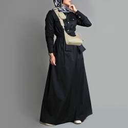 Pre Owned حقيبة كتف برادا إصدار 2005 نايلون بيج وجلد سافيانو