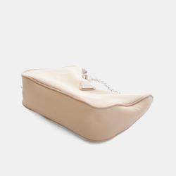 Pre Owned حقيبة برادا إصدار جديد نايلون بيج 2005