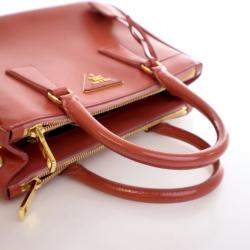Pre Owned Prada Small Saffiano Vernice Galleria Tote