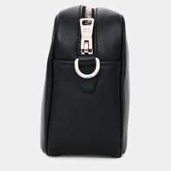 مملوكة مسبقًا حقيبة كروس برادا جلد أسود مطبوع عليها موز للكاميرا