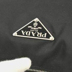 مملوكة مسبقًا Prada Black Nylon Handbag