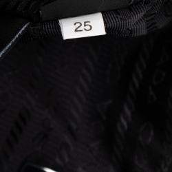 Pre Owned Prada Black Re Nylon Re Edition 2005 Shoulder Bag