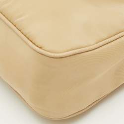 مملوكة مسبقًا Prada Re-Edition 2005 Desert Beige Tessuto Nylon Shoulder Bag