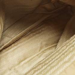 Pre Owned حقيبة كتف برادا نايلون بسحاب بيج/بني