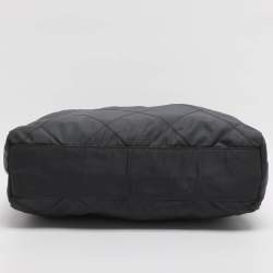 مملوكة مسبقًا Prada Dark Grey Quilted Nylon Shoulder Bag