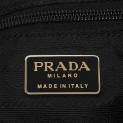 مملوكة مسبقًا Prada Dark Grey Quilted Nylon Shoulder Bag