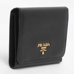مملوكة مسبقًا Prada Black Saffiano Metal Leather Bifold Wallet