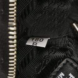 Pre Owned حقيبة كروس بودي برادا بجيب نايلون أسود وسباتزولاتو