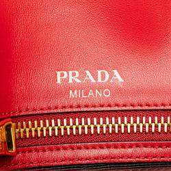 مملوكة مسبقًا حقيبة كروس بودي سلسلة سافيانو حمراء من برادا