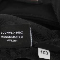 Pre Owned حقيبة كتف برادا إصدار مُعاد 2000 نايلون أسود