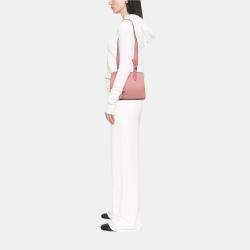 Pre Owned حقيبة برادا باراديجم مقلّمة جلد عجل سافيانوا باللون الوردي المدينة