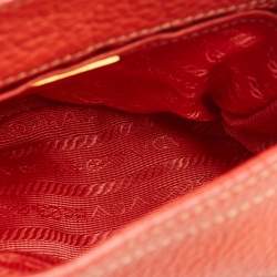 Pre Owned حقيبة كتف برادا جلد برتقالي فيتيلو داينو بقفل قابلة للطي