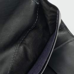 مملوكة مسبقًا محفظة برادا جلد سبازولاتو سوداء ثلاثية الطي