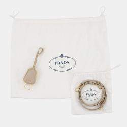 مملوكة مسبقًا حقيبة يد برادا بيدين جلد فرو الغنم بيج