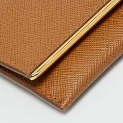 مملوكة مسبقًا Prada Brown Saffiano Leather Flap Card Holder