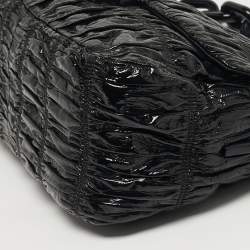 Pre Owned Prada Gaufre Black Gaufre Patent Leather Chain Shoulder Bag