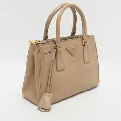 Pre Owned حقيبة يد برادا "غاليريا" صغيرة جلد سافياتو لوكس وردي بسحاب مزدوج