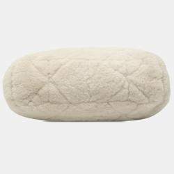 مملوكة مسبقًا Prada White Quilted Shearling Padded Crossbody