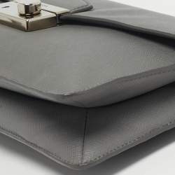 Pre Owned حقيبة كلاتش برادا جلد ناعم سافيانو رمادي صوت