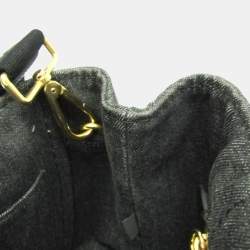 Pre Owned حقيبة كتف برادا كانفاس حجم صغير حقيبة توت سوداء