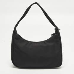 مملوكة مسبقًا حقيبة كتف برادا إصدار مُعاد 2000 نايلون أسود