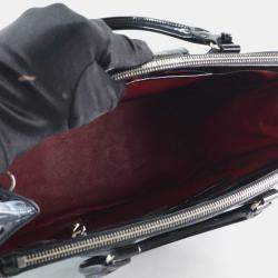 Pre Owned حقيبة برادا كبيرة سوداء جلد لامع جاليريا بسحاب مزدوج