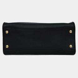 مملوكة مسبقًا حقيبة يد توتس برادا جلد أسود متوسطة