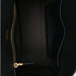 مملوكة مسبقًا حقيبة يد توتس برادا جلد أسود متوسطة