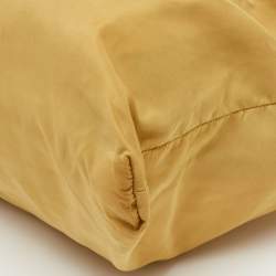 مملوكة مسبقًا حقيبة تسوق برادا شوبير نسيج أصفر نايليون