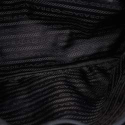 مملوكة مسبقًا حقيبة يد برادا توت نسيج نايلون سوداء سيتي