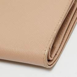 مملوكة مسبقًا محفظة برادا جلد بيج سفينو فرنسية بغطاء