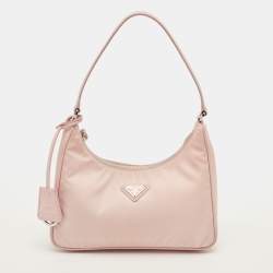 Pre Owned حقيبة كتف برادا "ري-إيديشن 2005" جلد سافيانو ونايلون أسود