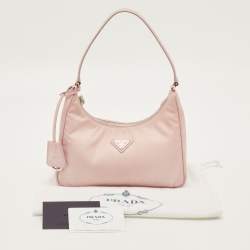 Pre Owned حقيبة كتف برادا "ري-إيديشن 2005" جلد سافيانو ونايلون أسود